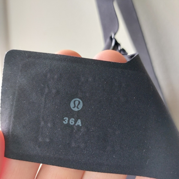 Lululemon Hold True Bra 36A - Picture 5 of 6